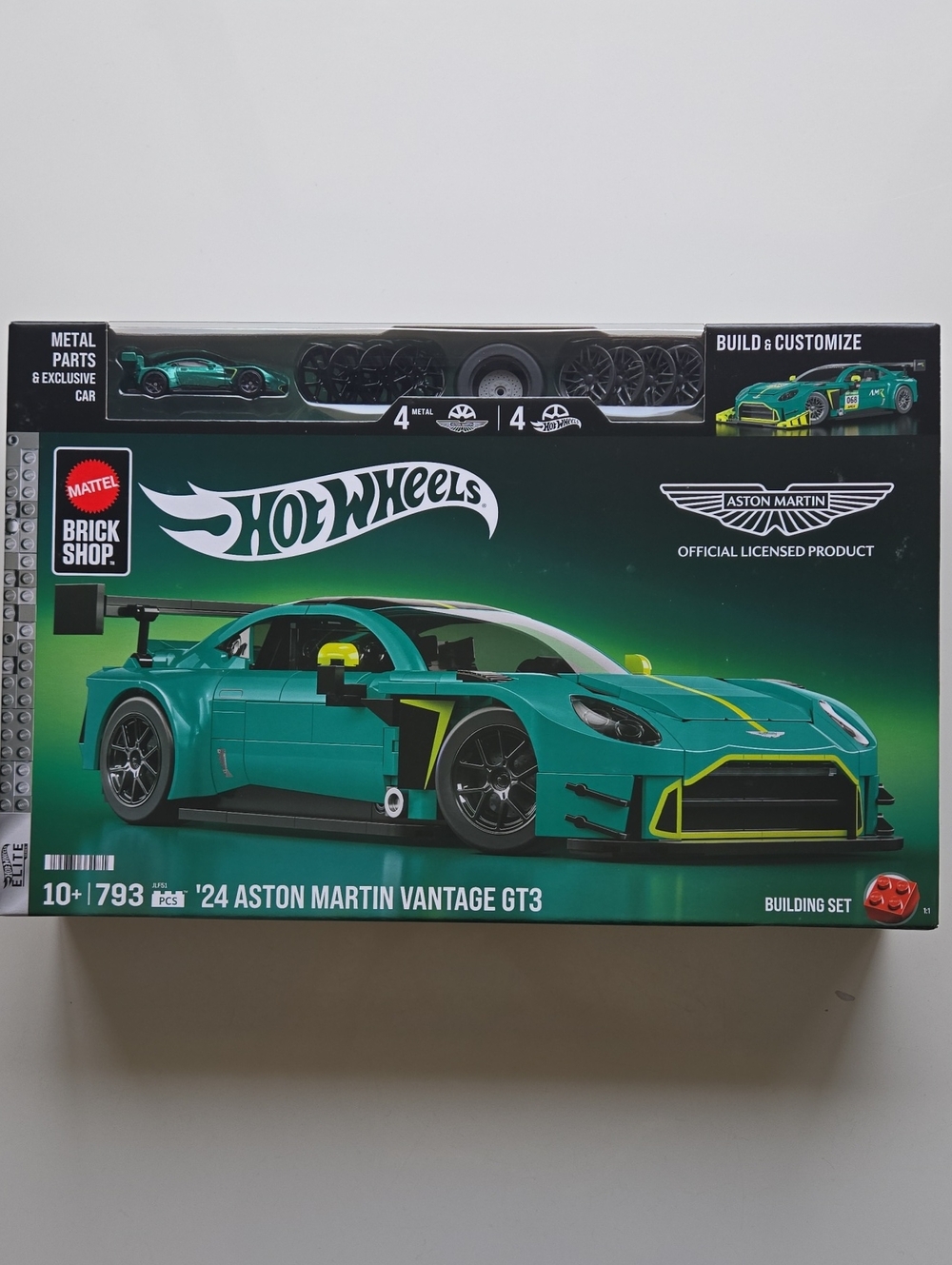 Hot Wheels Mattel '24 Aston Martin Vantage GT3 Building Set